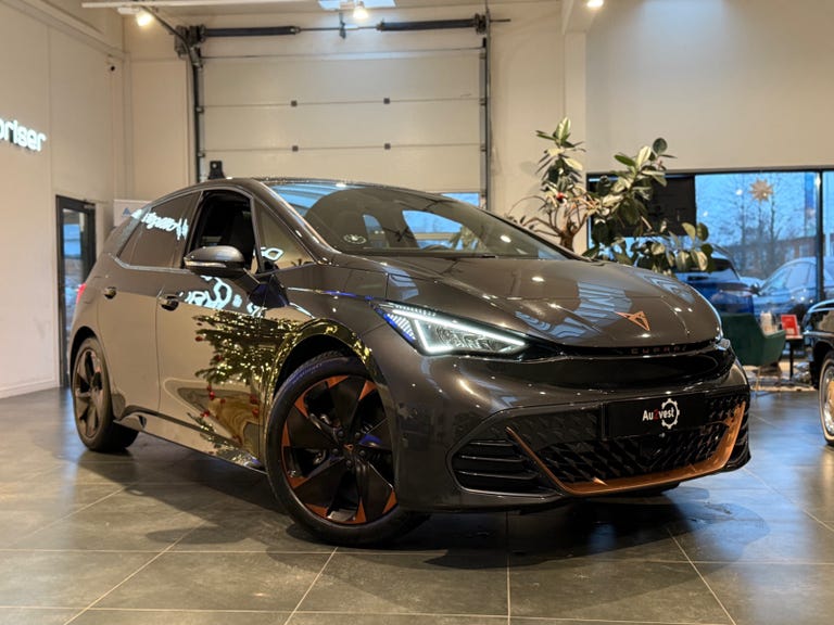 Cupra Born Dinamica Pack High