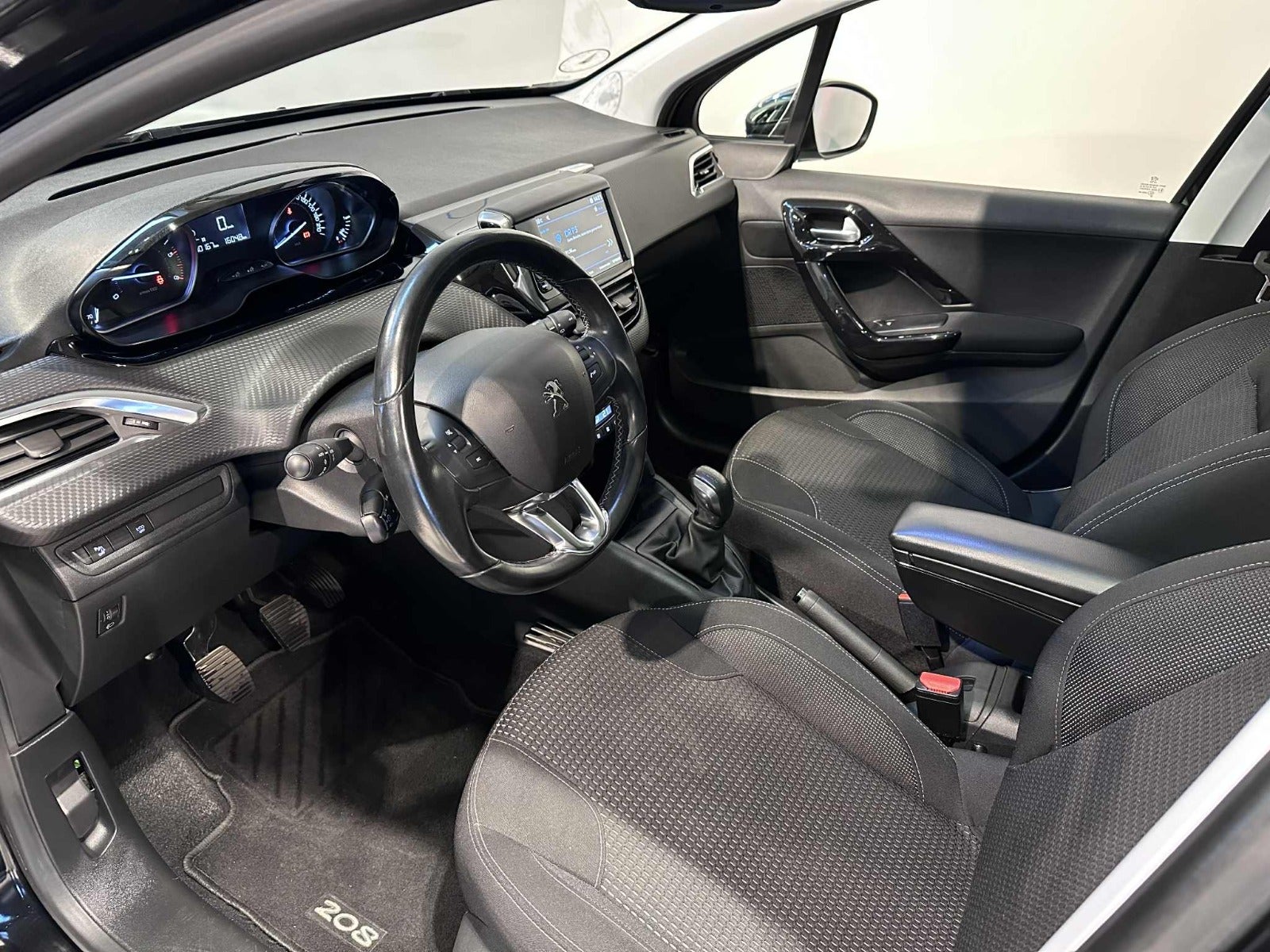 2018 Peugeot 208