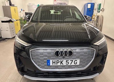 Audi Q4 e-tron 40 Advanced 5d