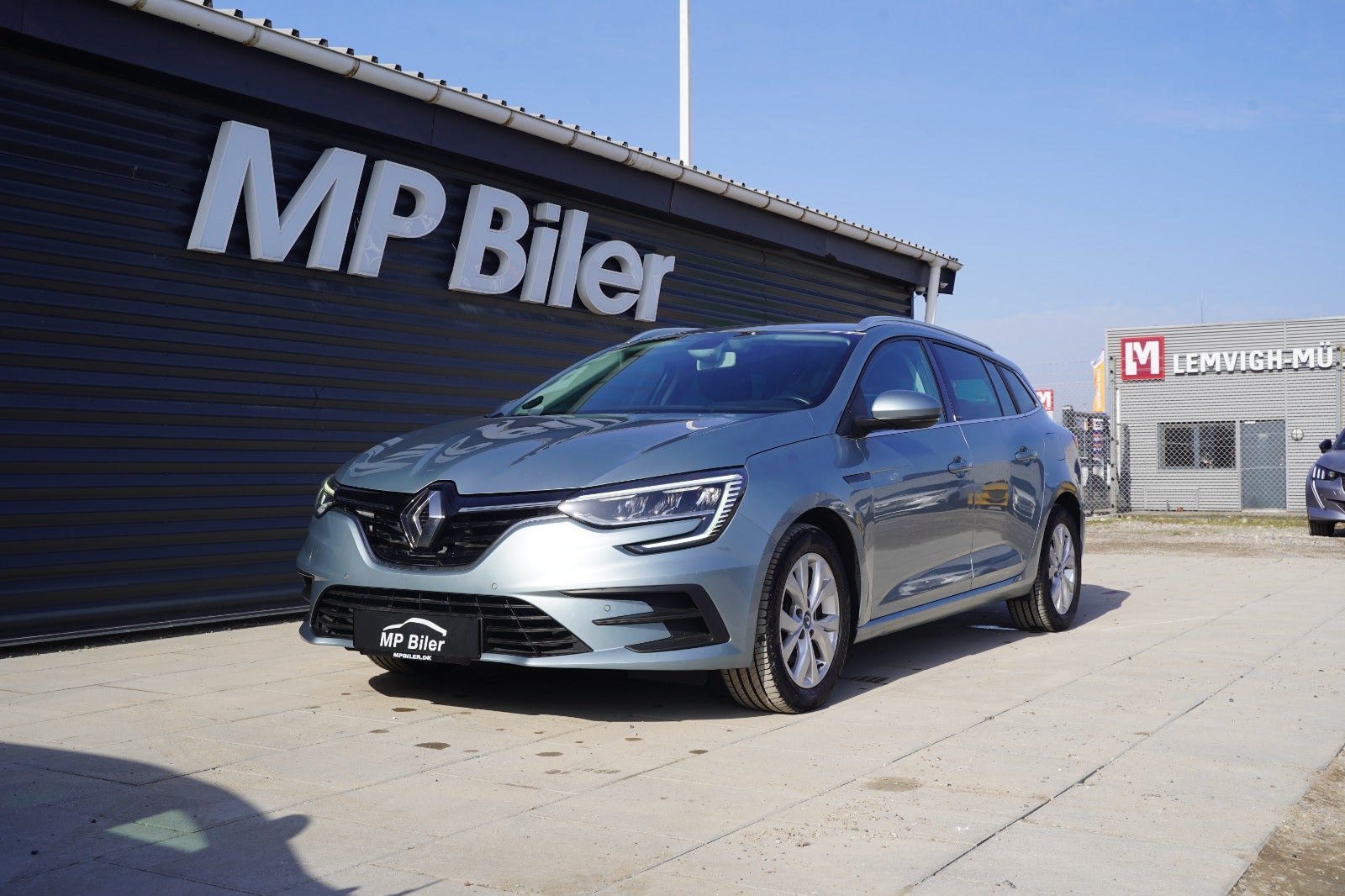 Billede af Renault Megane IV 1,6 E-Tech Zen Sport Tourer