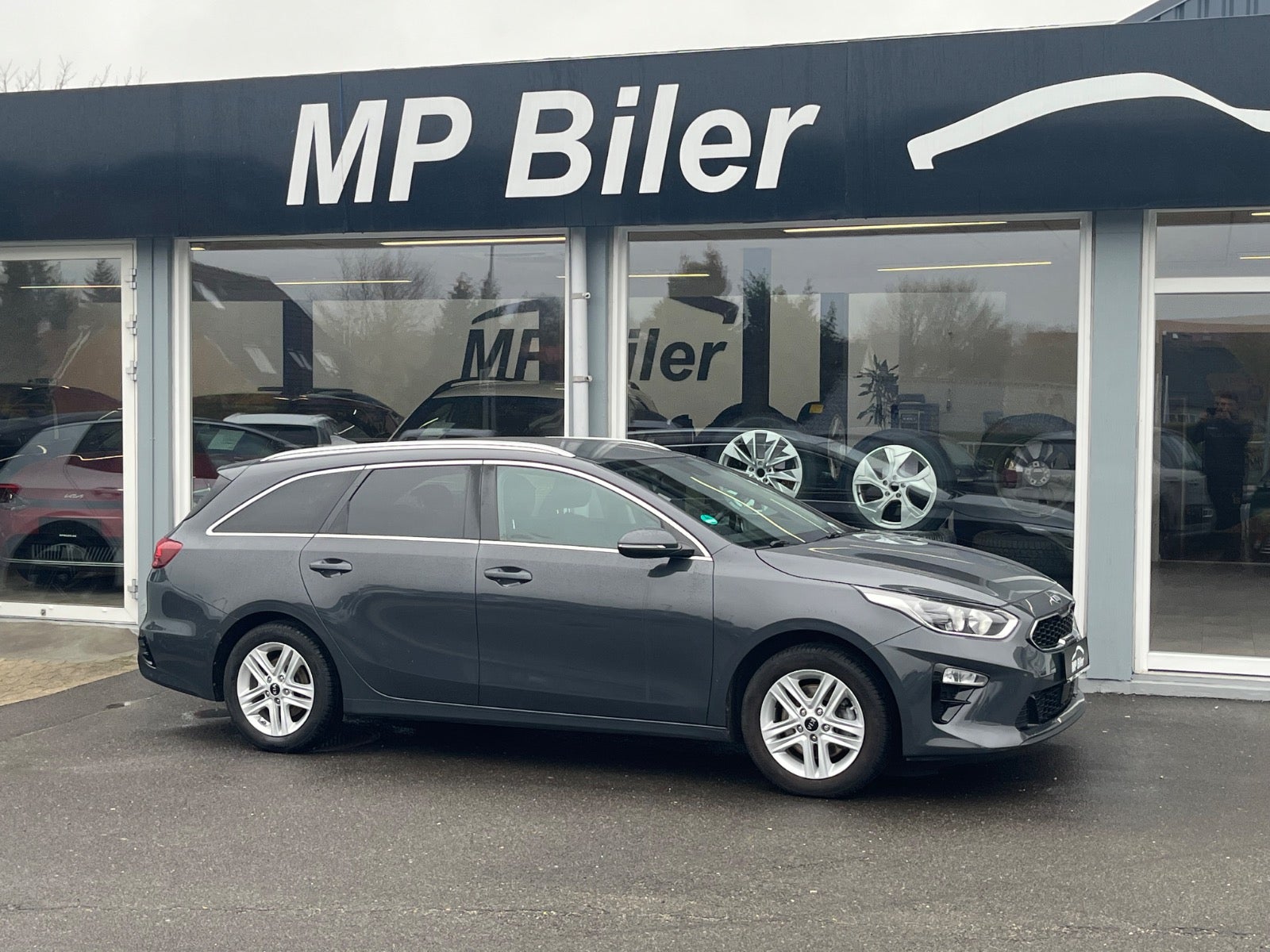 Billede af Kia Ceed 1,4 T-GDi Intro Edition SW DCT