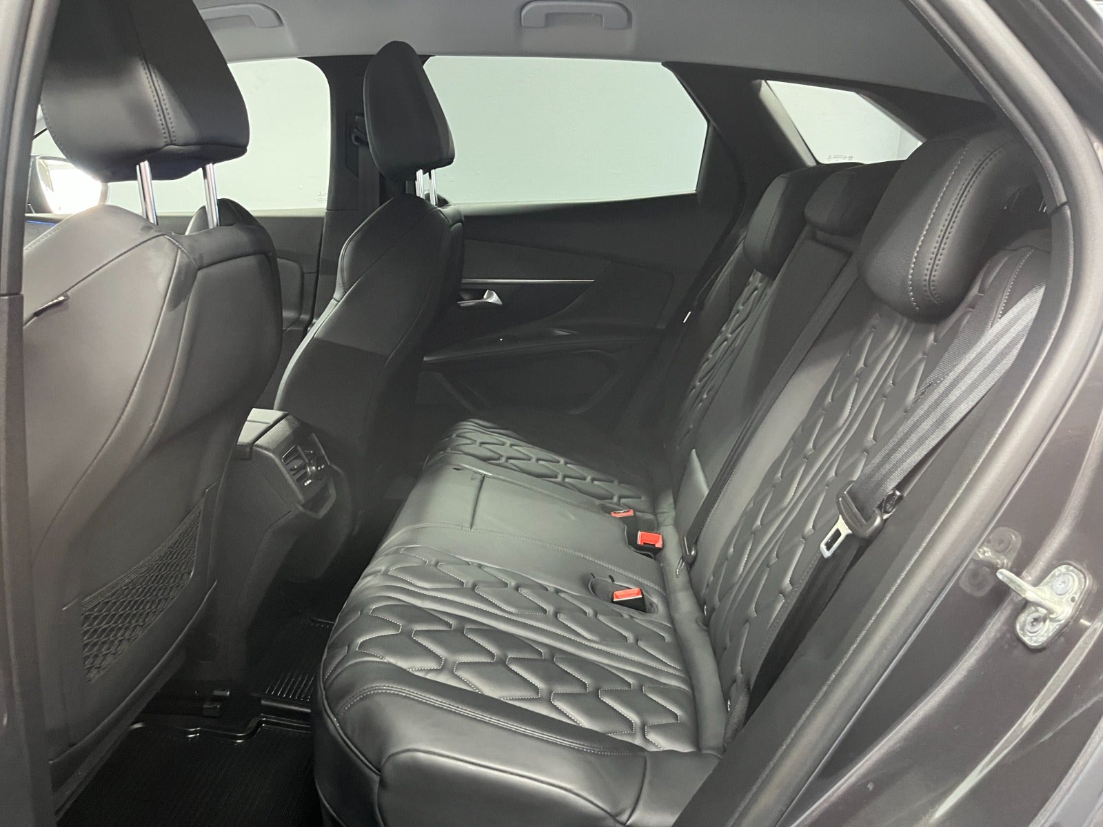 Billede af Peugeot 3008 1,6 Hybrid Allure Pack LTD EAT8
