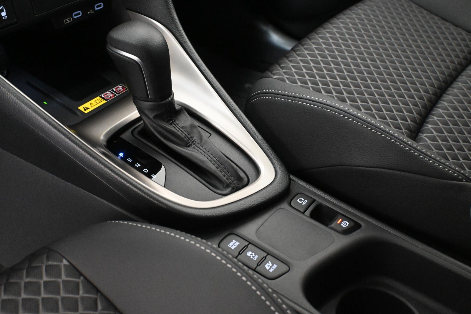 Mazda 2 Hybrid Homura CVT