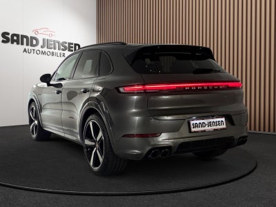 Porsche Cayenne E-Hybrid Tiptr. Van