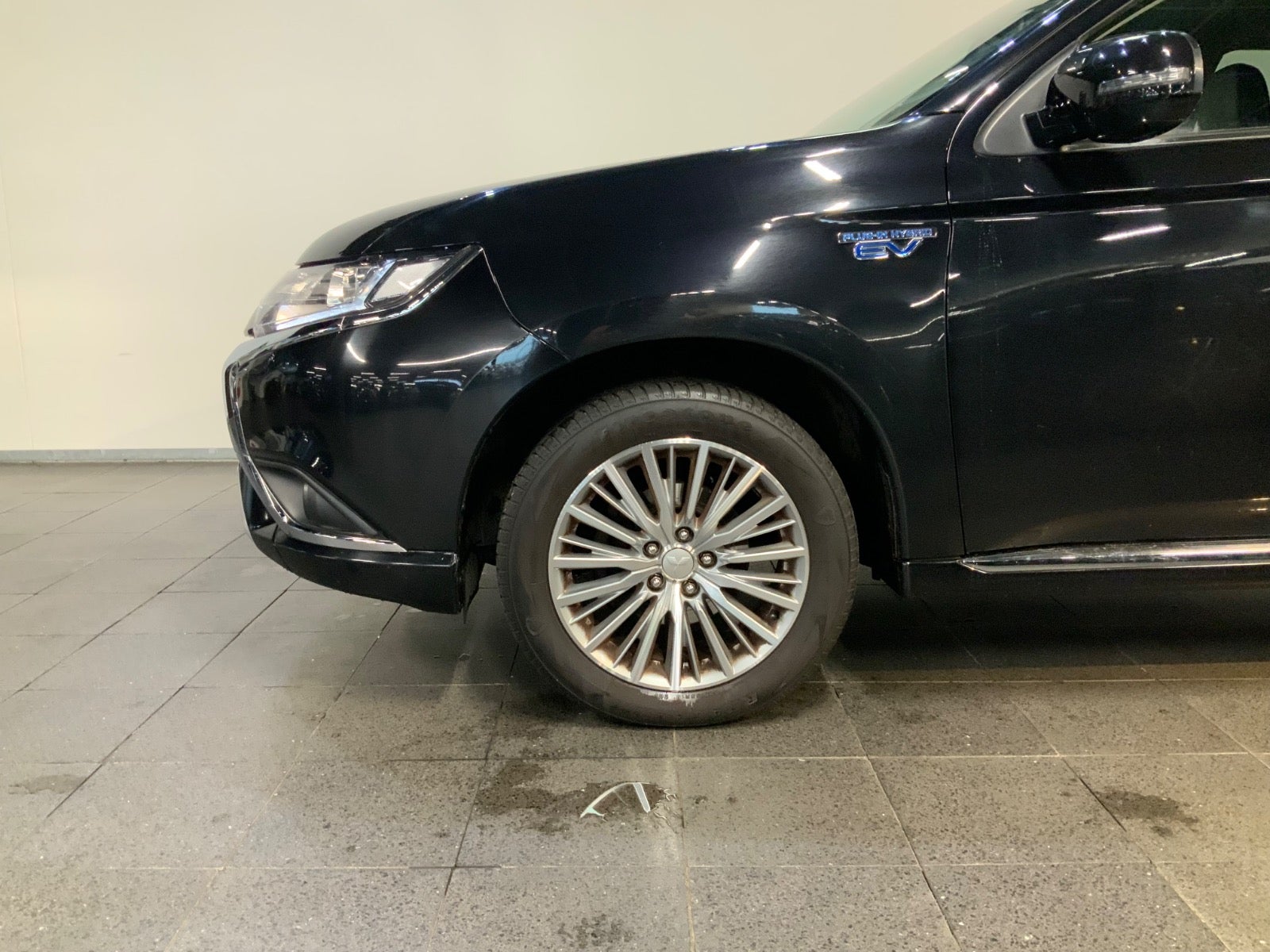 Mitsubishi Outlander (3/8)