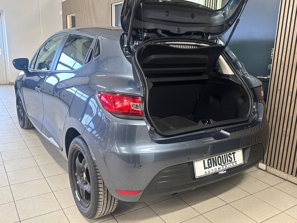 Renault Clio IV TCe 90 Zen Renault Clio IV TCe 90 Zen