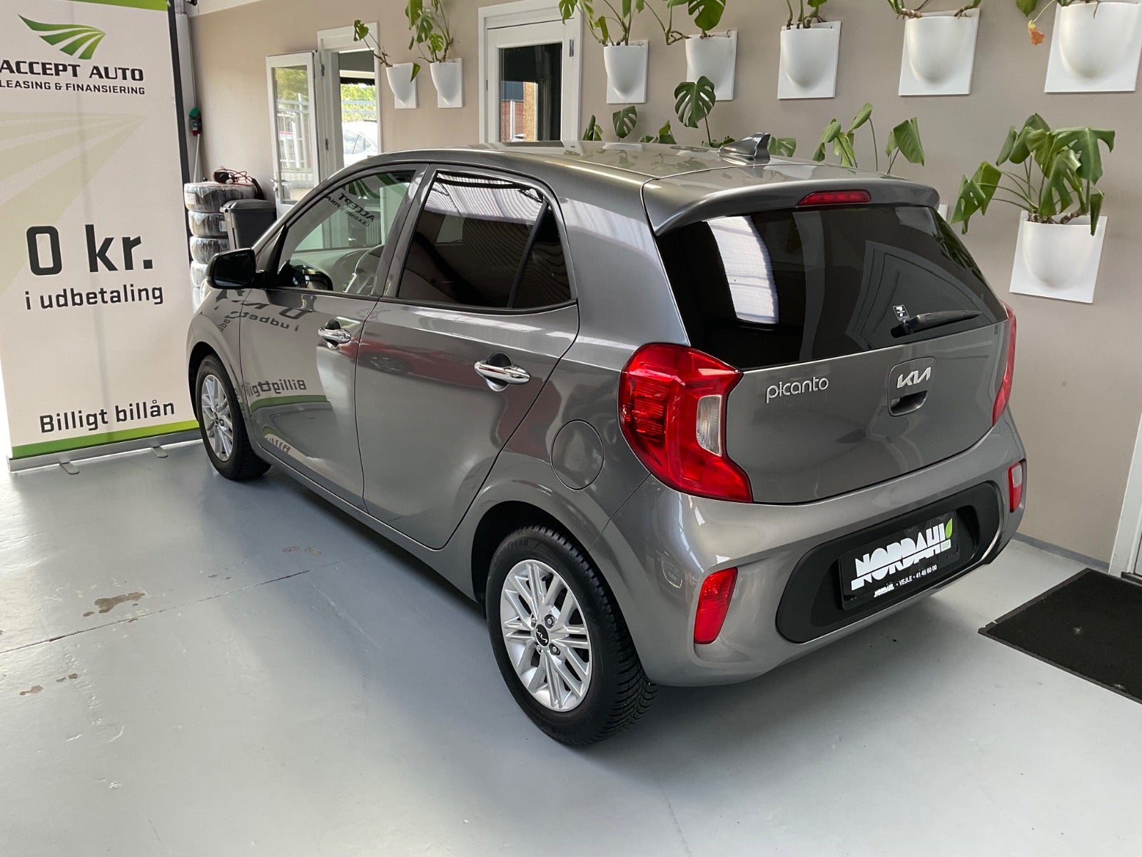 Kia Picanto 1,0 Prestige Upgrade 5d - 4