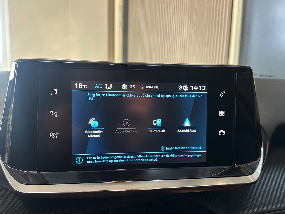 Peugeot 208 PureTech 100 Selection Sport