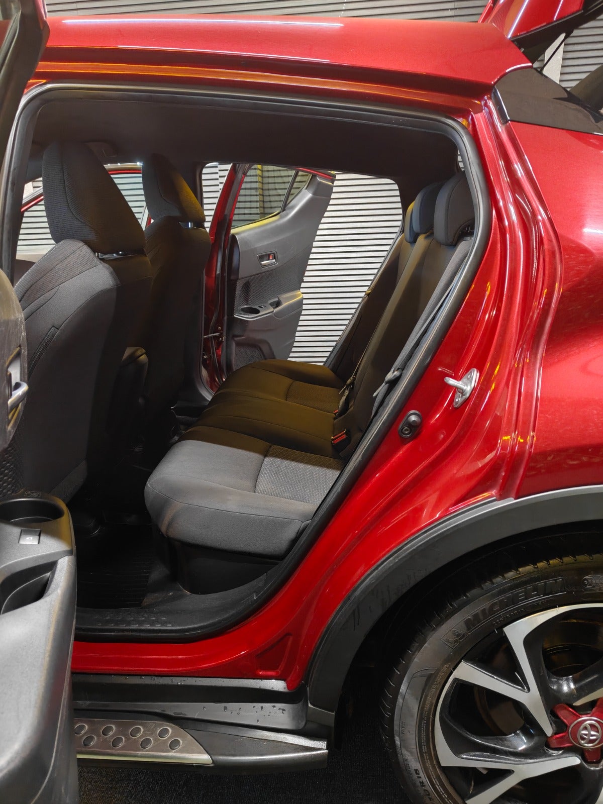 Billede af Toyota C-HR 1,8 Hybrid C-LUB CVT