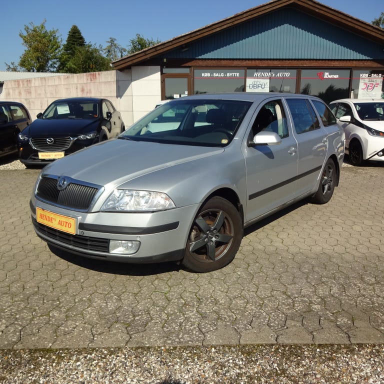 Skoda Octavia TDi Elegance Combi