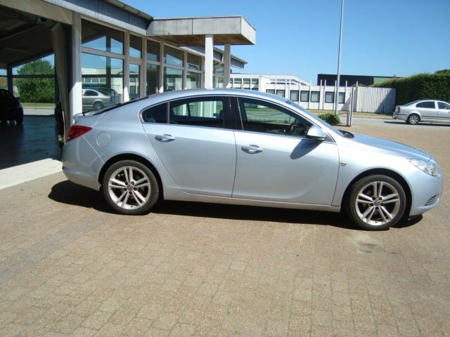 Opel Insignia T 140 Cosmo Sports Tourer  eco