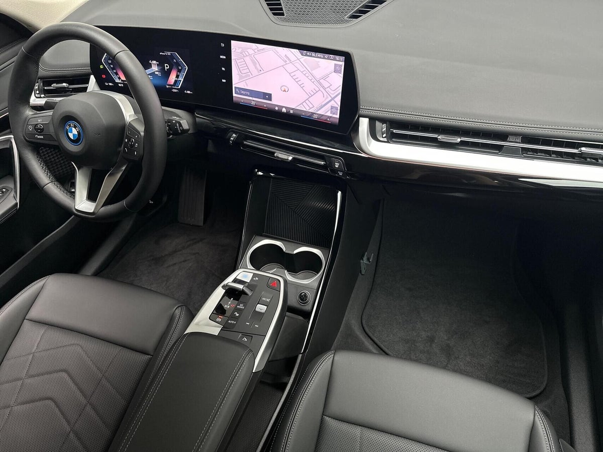 BMW iX1 eDrive20 X-Line billede 10