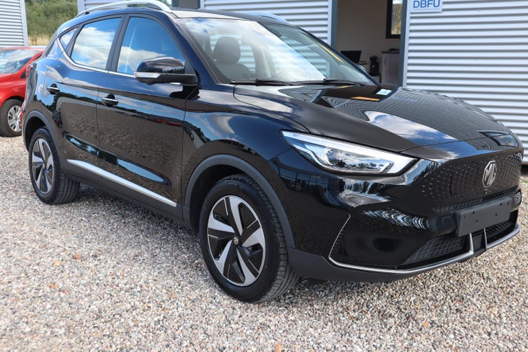 MG ZS Luxury