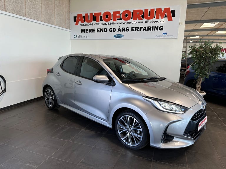 Toyota Yaris Hybrid Executive e-CVT