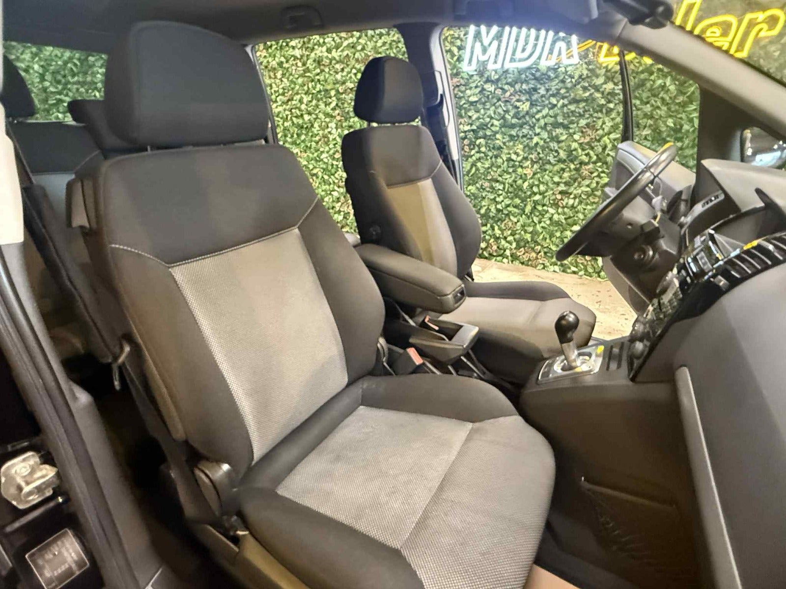 Billede af Opel Zafira 1,8 16V Enjoy aut. 7prs