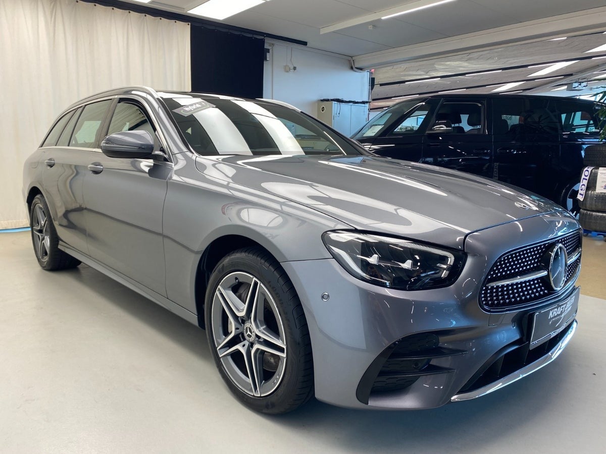 Billede af Mercedes E300 de 2,0 AMG Line stc. aut. 4Matic