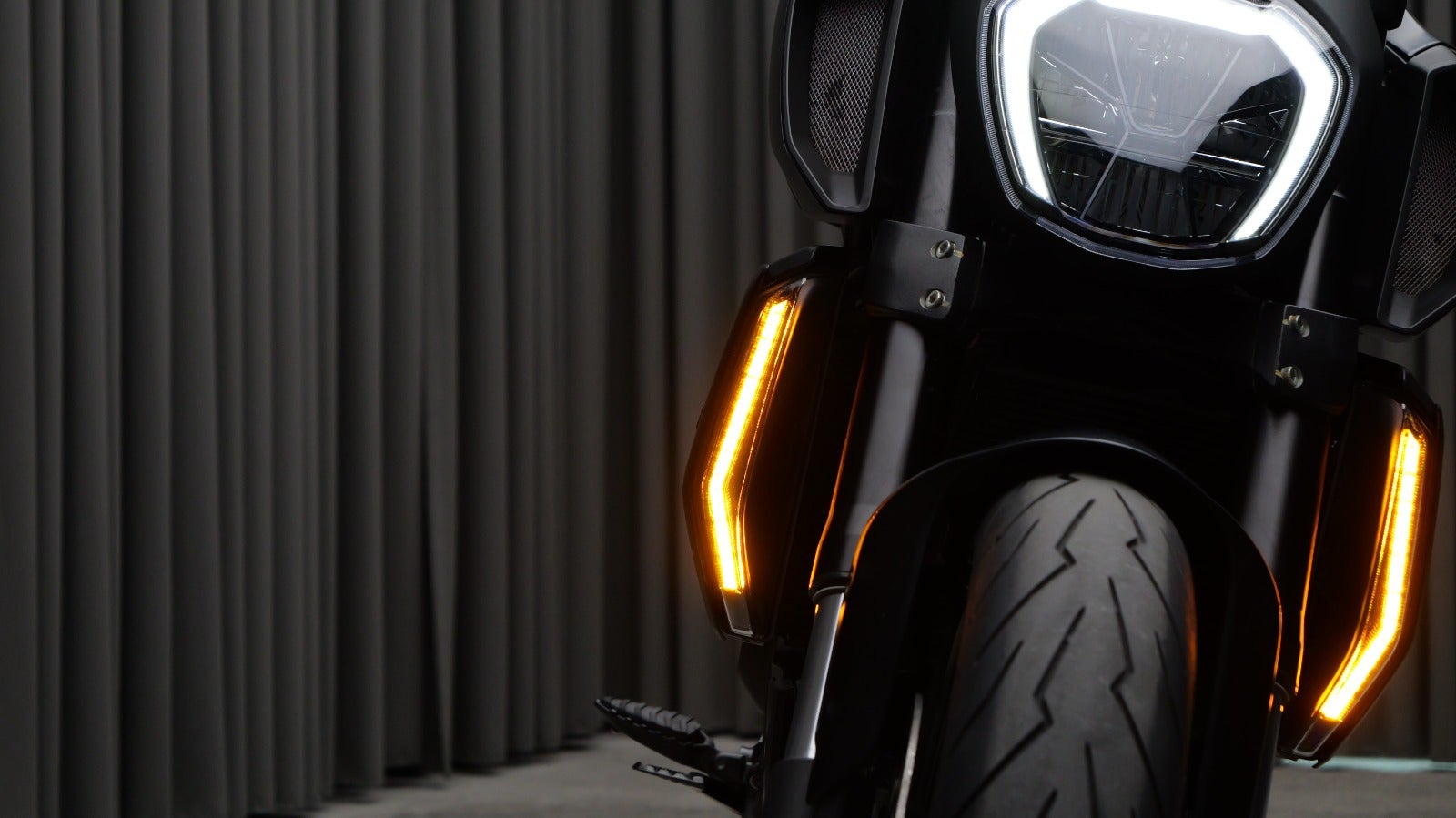 Ducati Diavel 1260 S Black & Steel