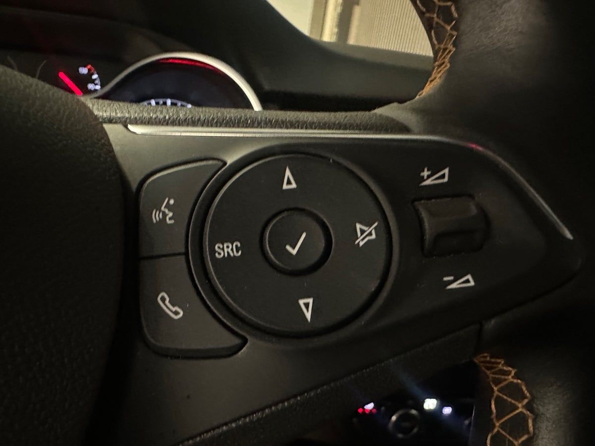 Opel Crossland X T 110 Sport