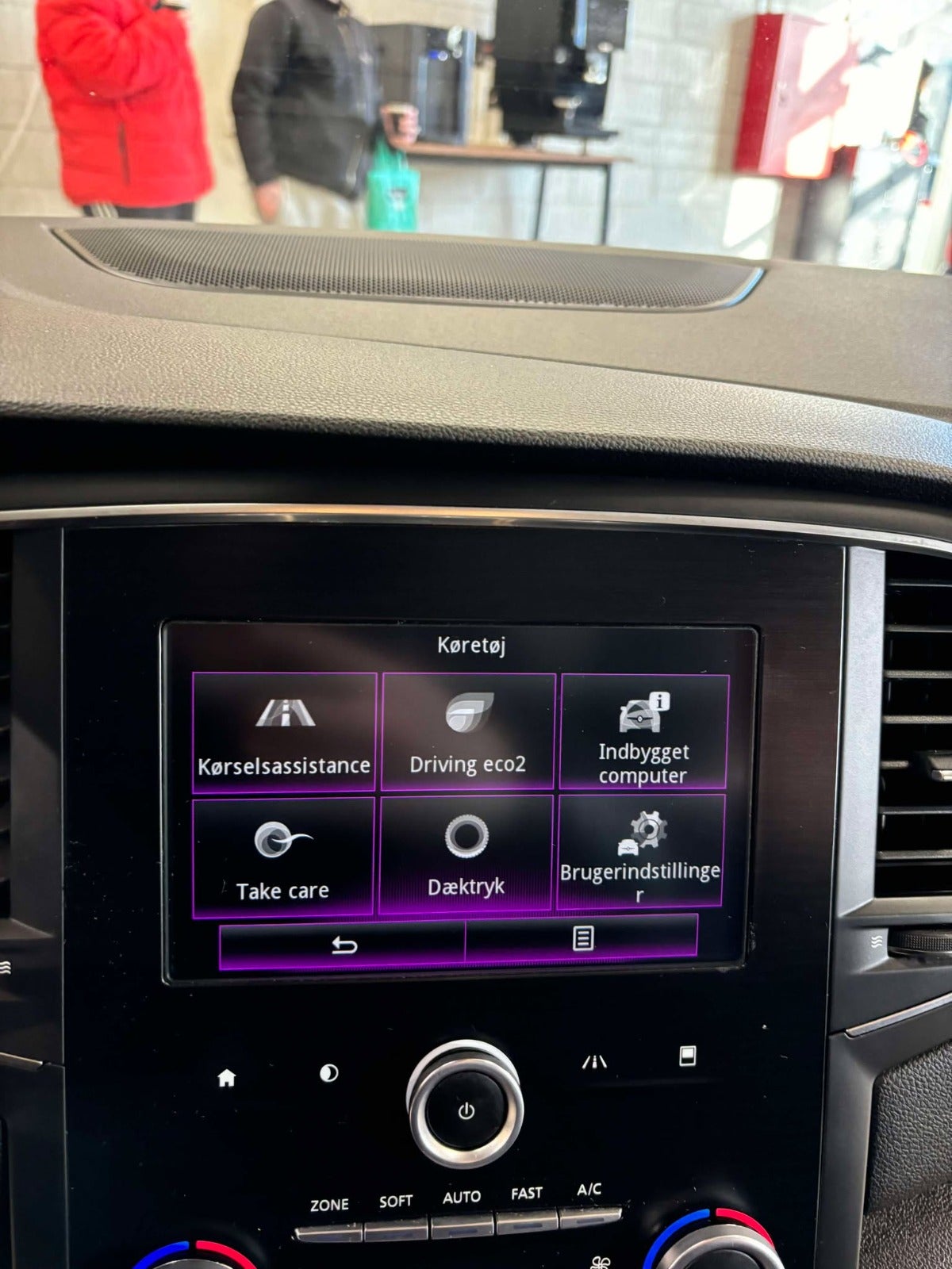 Billede af Renault Megane IV 1,5 dCi 110 Zen EDC
