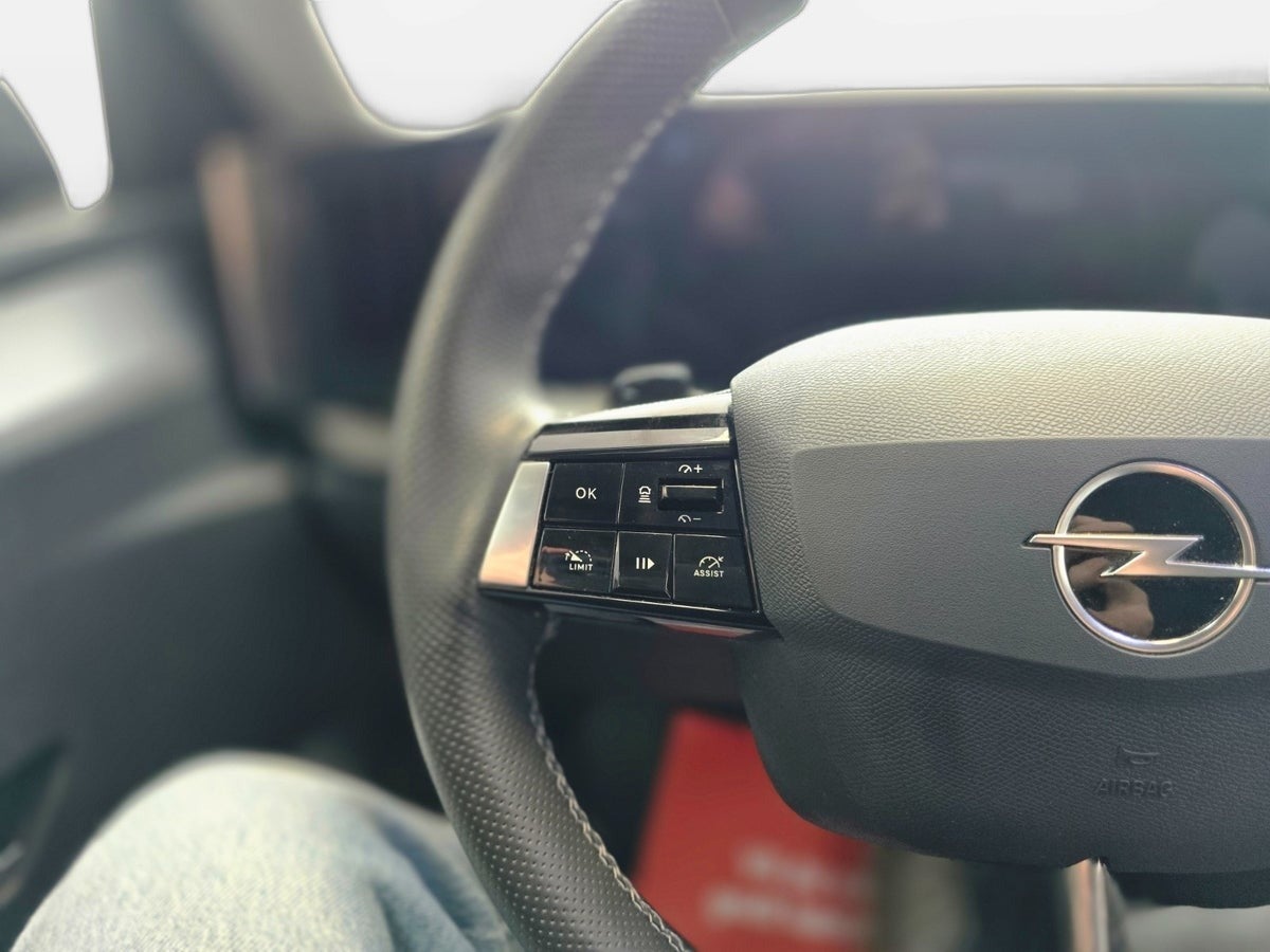 Billede af Opel Astra 1,2 T 130 Elegance aut.
