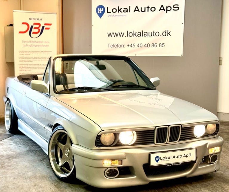 BMW 325i Cabriolet