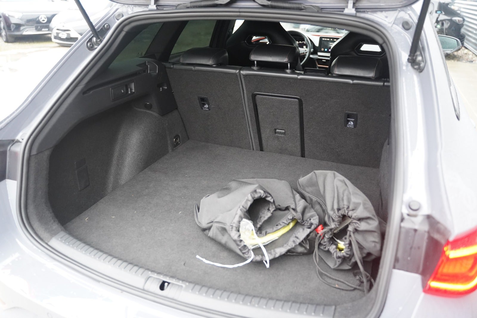 Billede af Seat Leon 1,4 eHybrid Cupra Sportstourer DSG