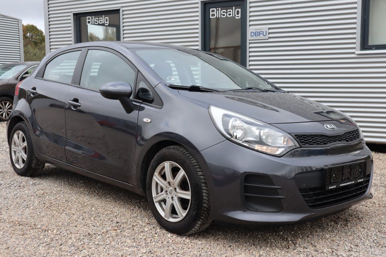 Kia Rio CVVT Style+