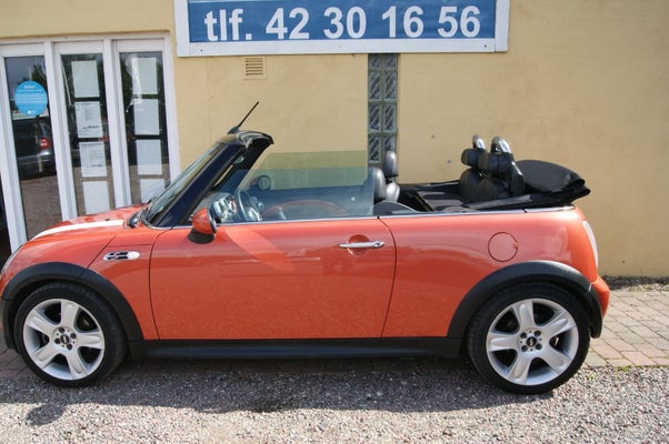 MINI Cooper S Cabriolet Benzin drivmiddel 150000 Km. 2004 Modelår