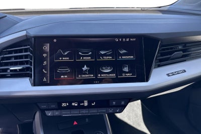 Audi Q4 e-tron Attitude