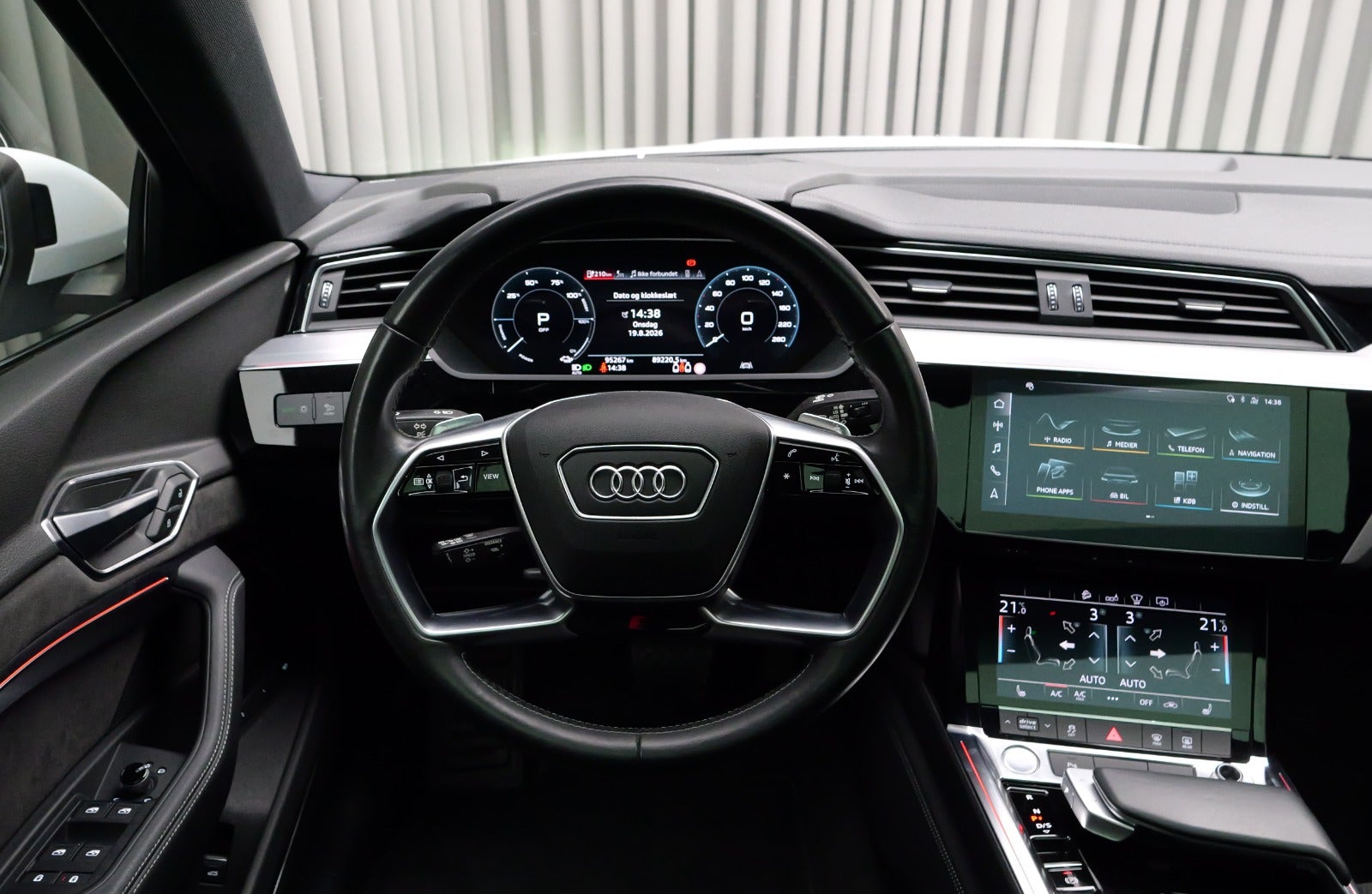 Audi e-tron S-line Sportback quattro
