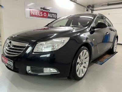 Opel Insignia 2,8 V6 Turbo Cosmo 4x4 5d