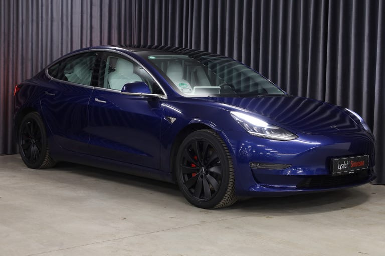 Tesla Model 3 Performance AWD