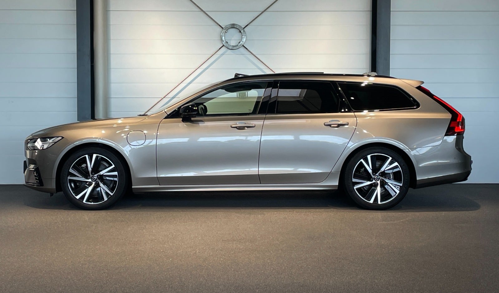 Volvo V90 T6 ReCharge R-Design aut. AWD