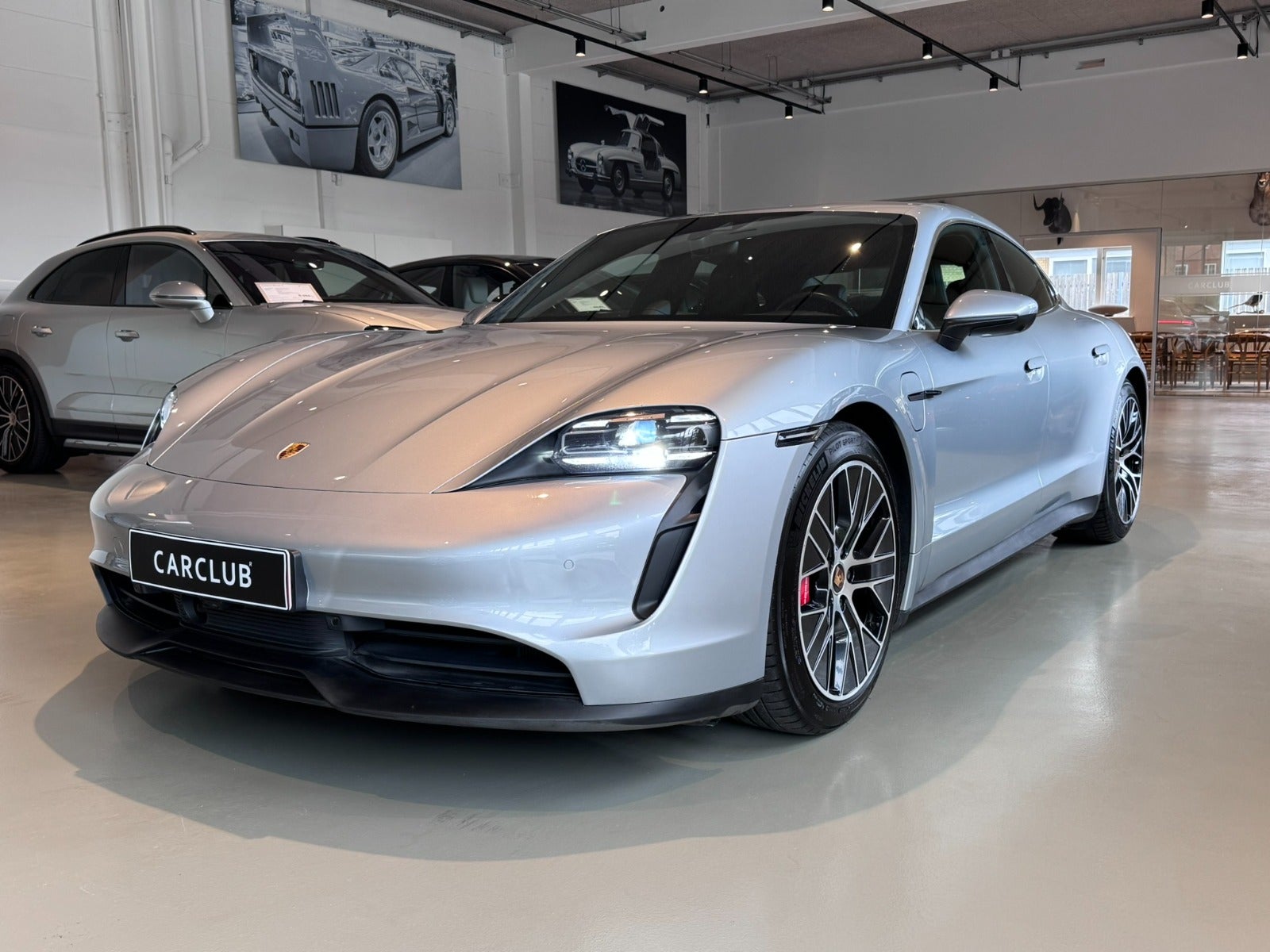 Porsche Taycan 4S Performance+