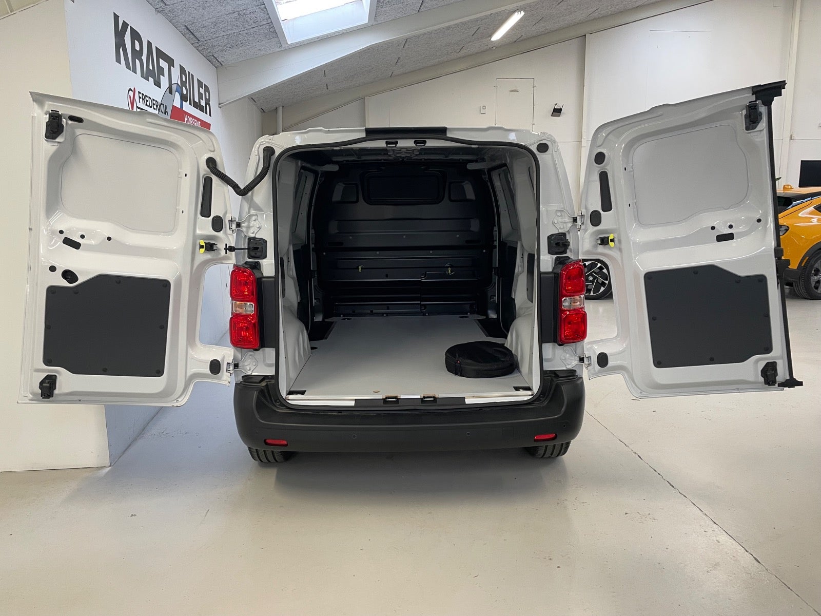 Billede af Citroën ë-Jumpy 50 L2 BaseLine