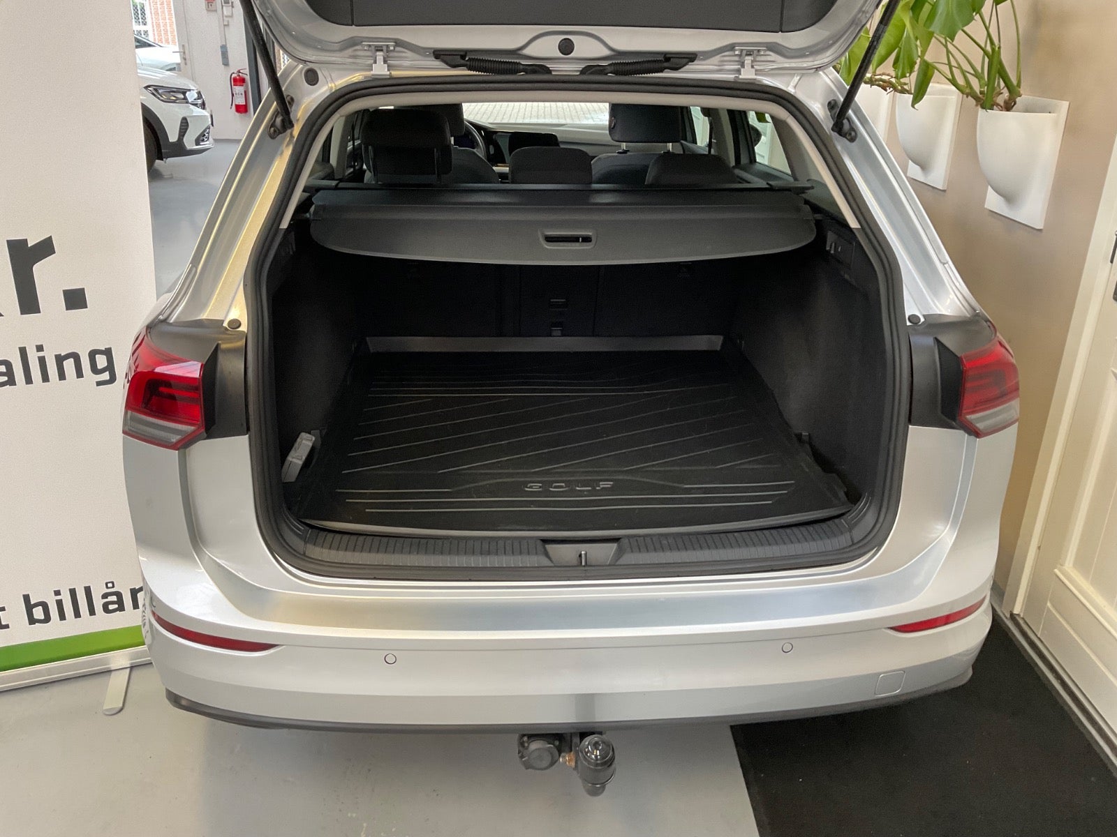 VW Golf VIII 1,5 TSi 130 Life Variant 5d - 7