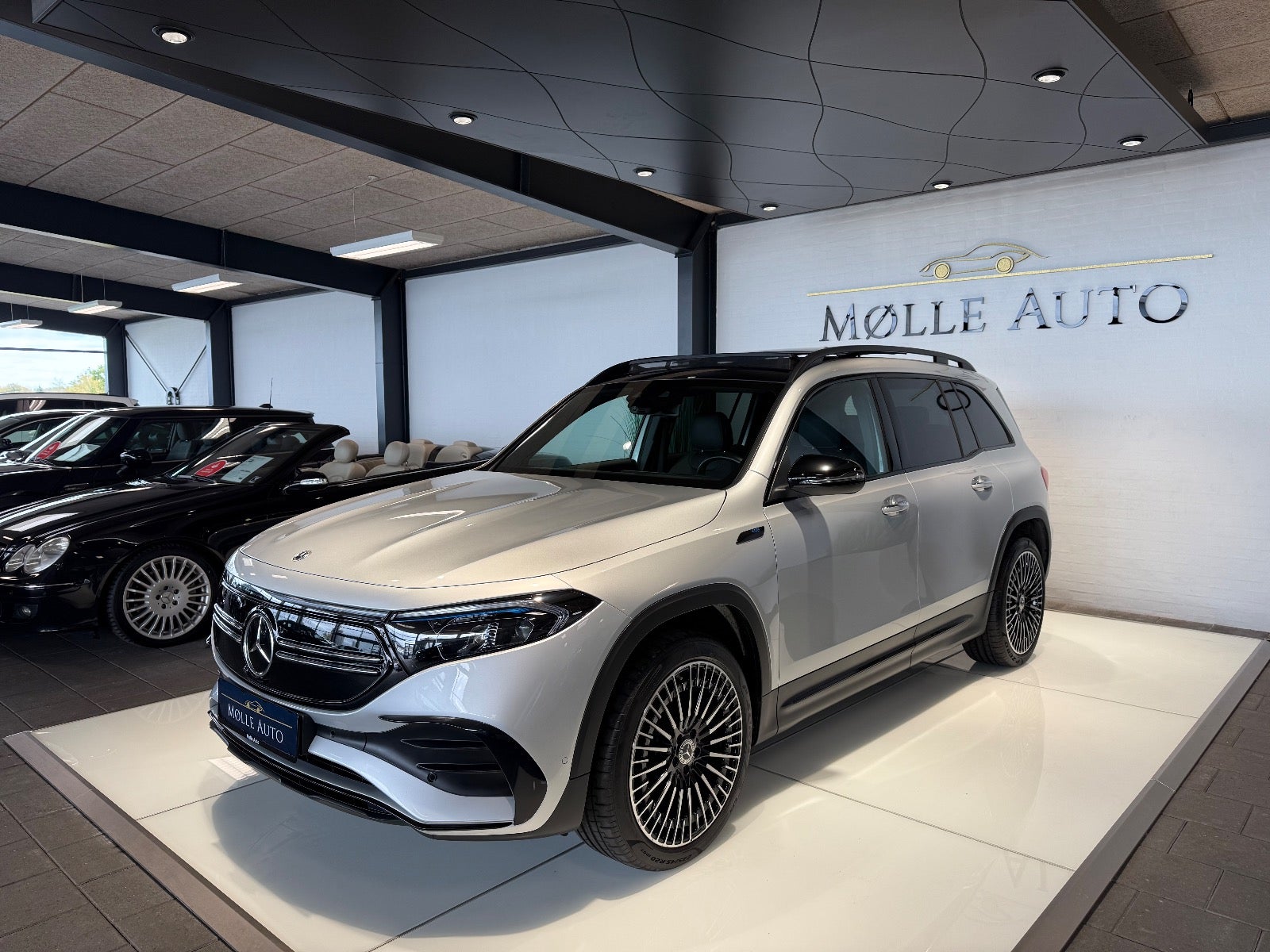 Billede af Mercedes EQB300  AMG Line 4Matic