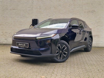 Toyota bZ4X 73 Executive AWD 5d