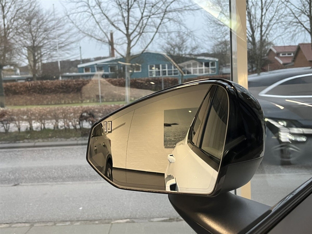 Volvo EX30 Extended Range Ultra billede 10