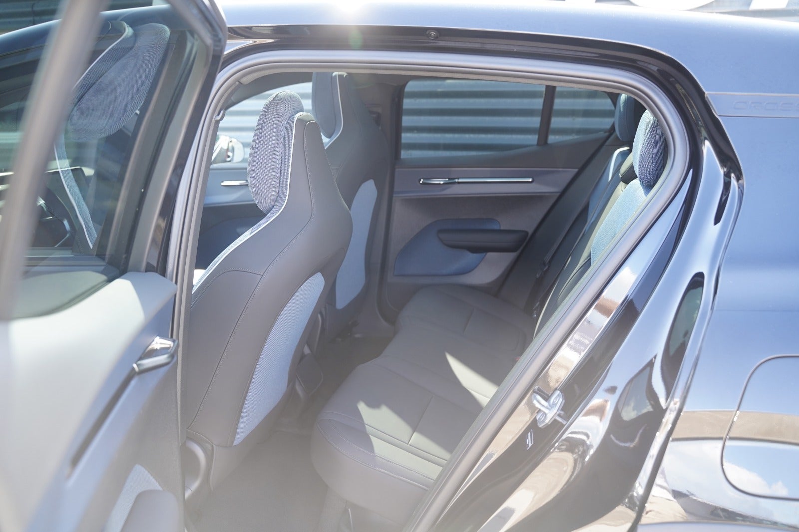 Billede af Volvo EX30 CC  Twin Performance Ultra