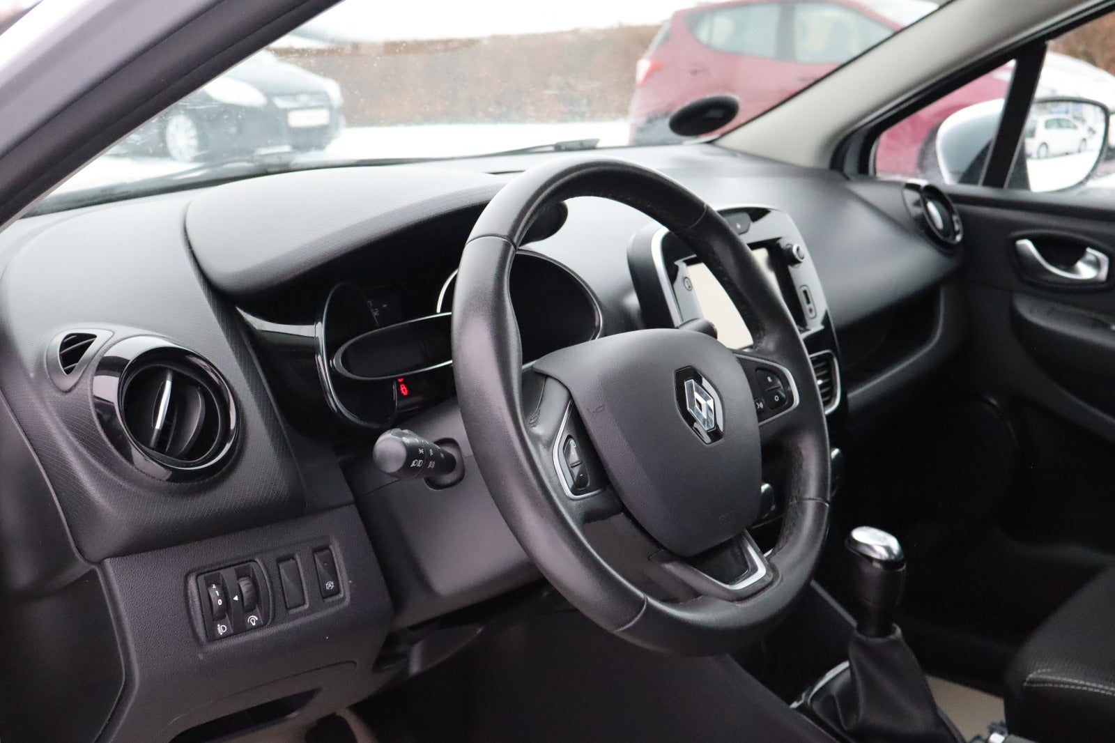 Billede af Renault Clio IV 0,9 TCe 90 Limited Sport Tourer