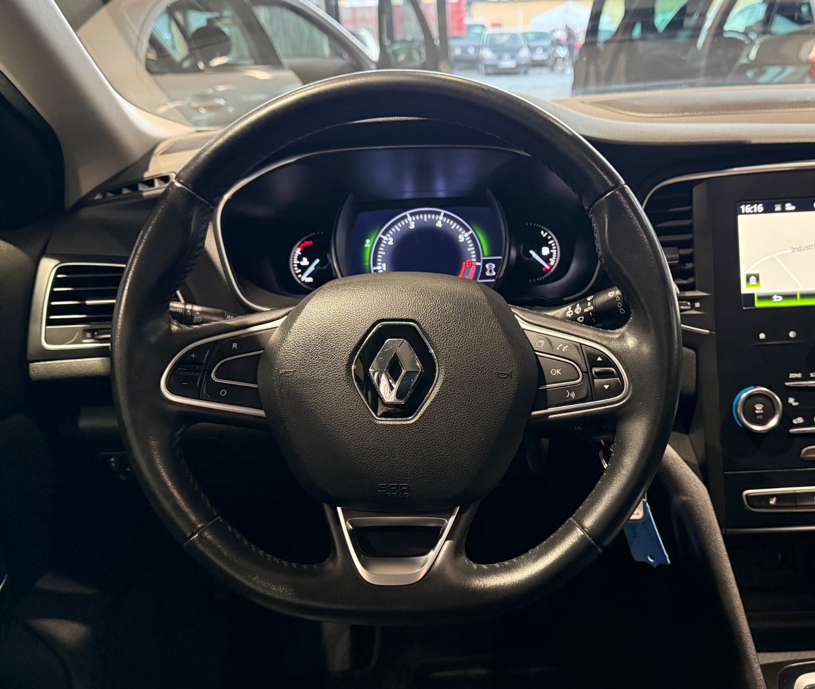 Billede af Renault Megane IV 1,2 TCe 100 Zen Sport Tourer