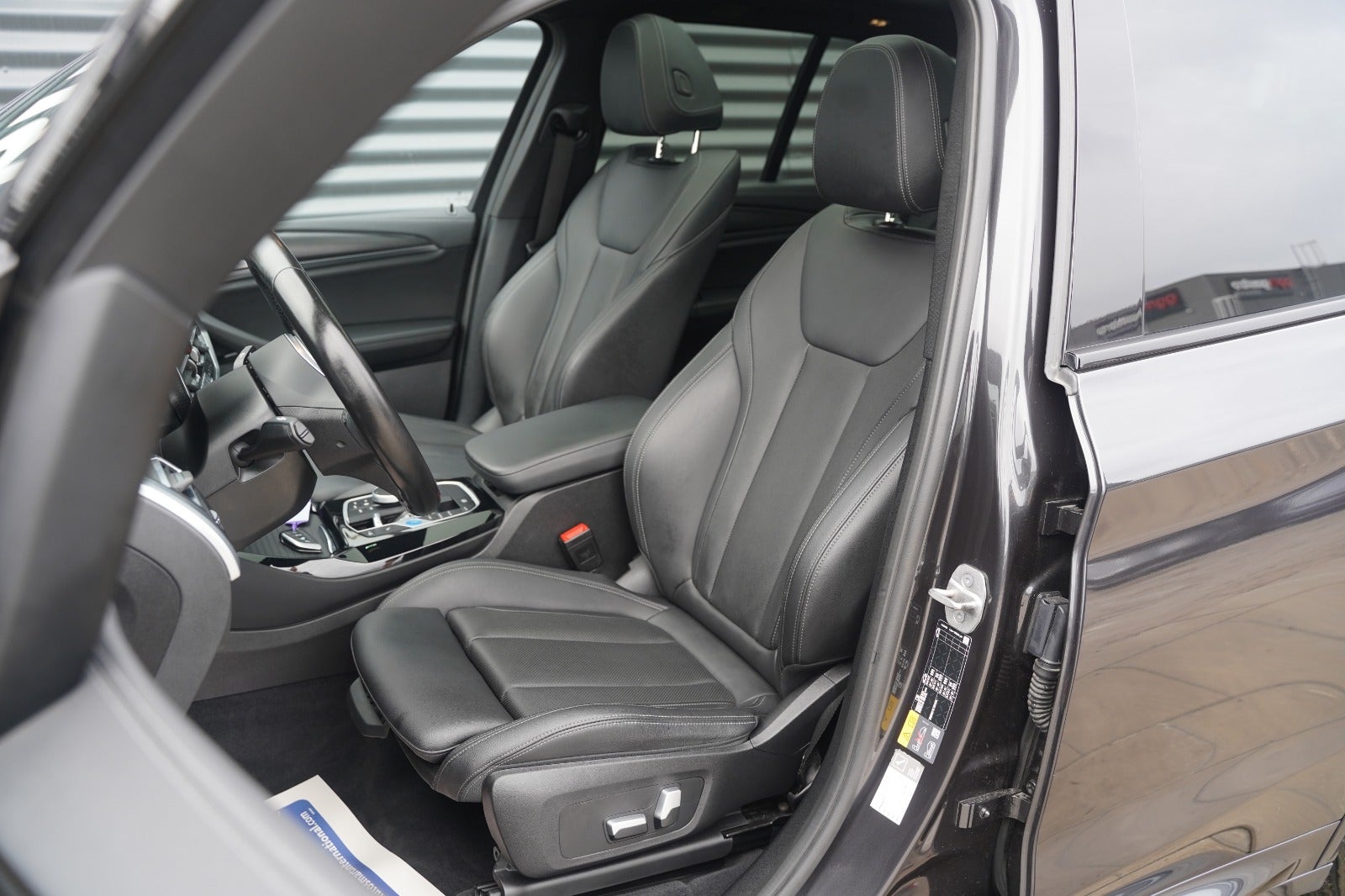 Billede af BMW iX3  Charged M-Sport