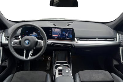 BMW iX1 eDrive20 M-Sport Pro