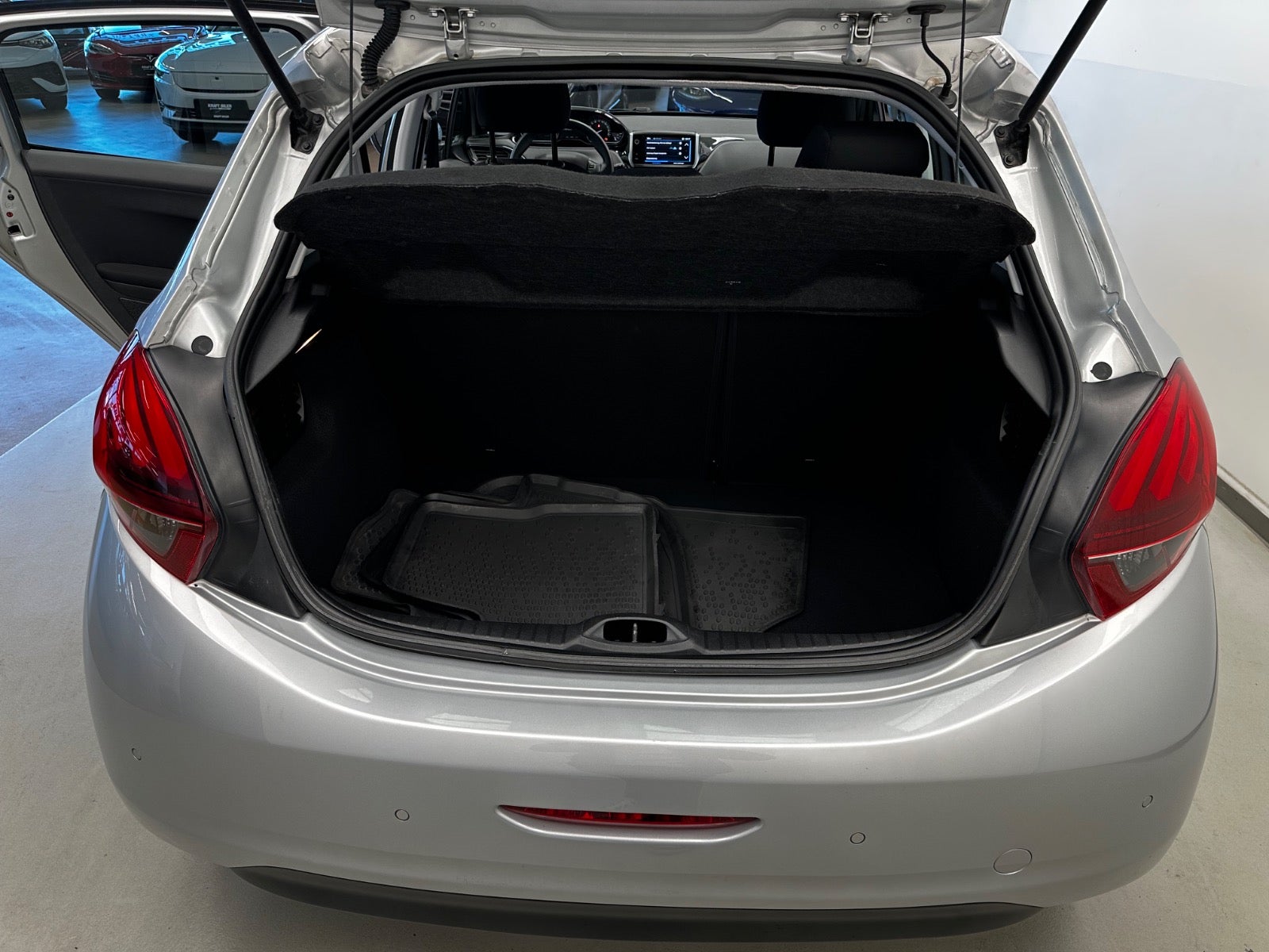 Billede af Peugeot 208 1,2 VTi 82 Active
