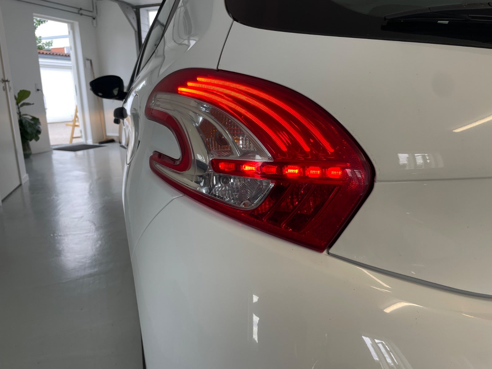 Billede af Peugeot 208 1,0 VTi Access