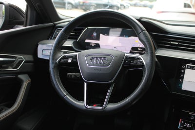Audi e-tron Black Edition S-line Sportback quattro