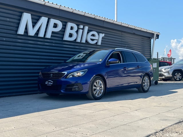 Peugeot 308 1,5 BlueHDi 130 Allure Sky SW
