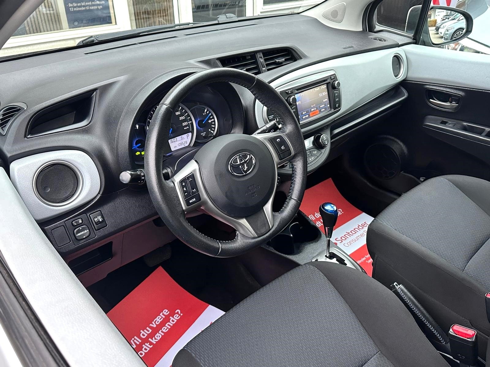 Toyota Yaris 2014