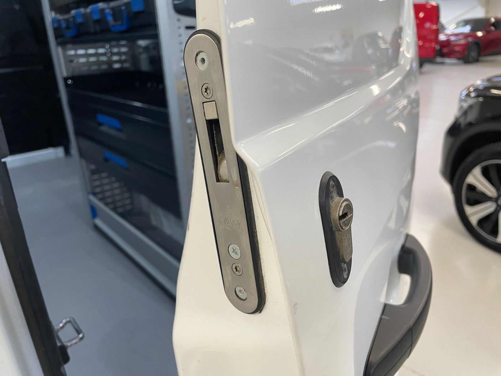 Billede af Ford Transit Custom 300L 2,0 TDCi 130 Trend aut.